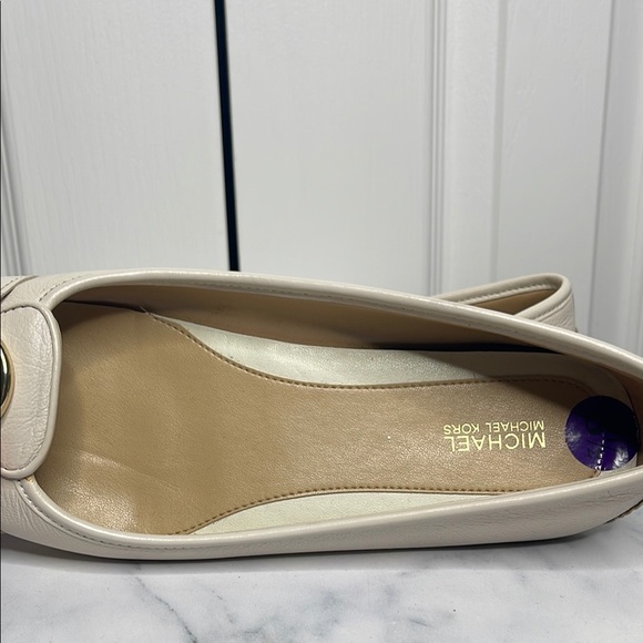 Michael Kors Cream Ballet Flats - Picture 7 of 10